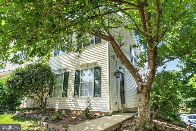Primary Photo - 20430 Herring Pond Terrace