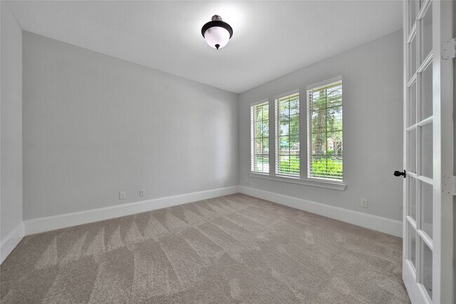 Building Photo - 17506 Mineral Bluff Ln