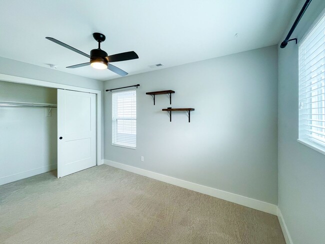 Building Photo - 20 Central Greens Blvd