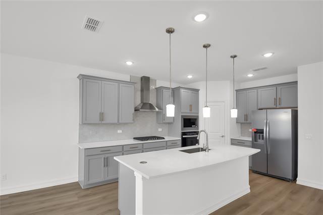 Building Photo - 3900 Lynx Ct