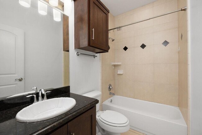 Building Photo - 3003 S I Lane