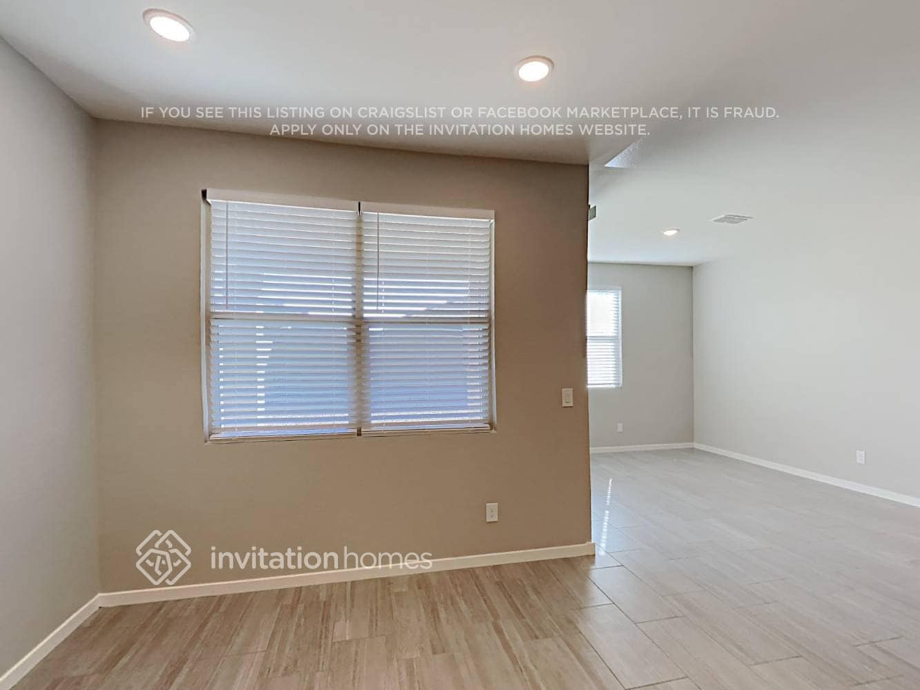 Building Photo - 40449 W Crane Dr