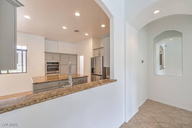 Building Photo - 10640 Warrior Ct