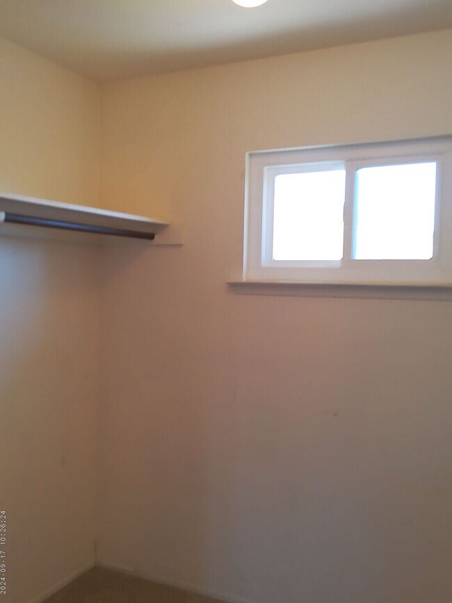 Building Photo - Sunset Terrace 3 bedroom, 2 bath house, 2 car garage in Los Osos