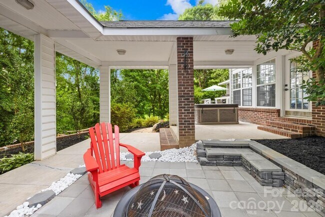 Building Photo - 7914 Gilead Rd