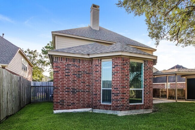 Building Photo - 2804 Creek Bend Dr