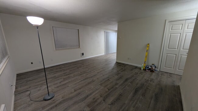 Building Photo - 2912 R St