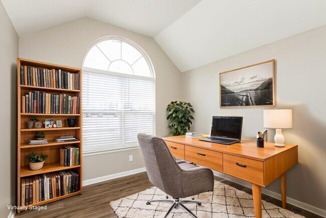 Building Photo - 505 Lisa Carol Dr