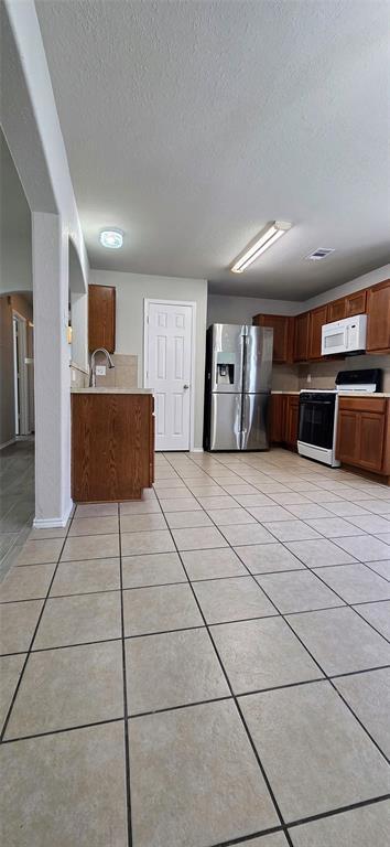 Building Photo - 7414 Fox Knoll Ln