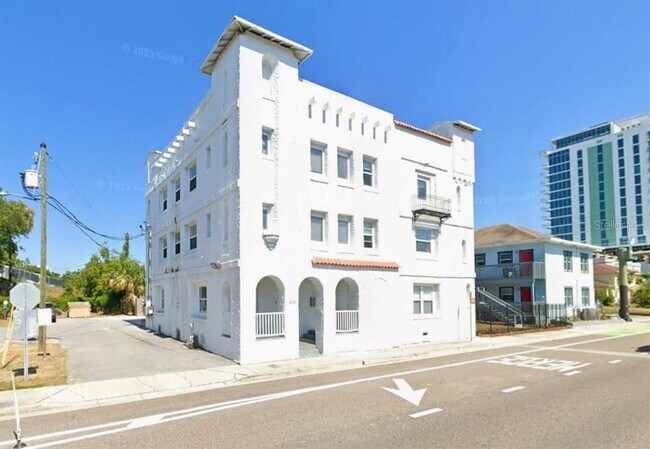 Primary Photo - 409 8th St N