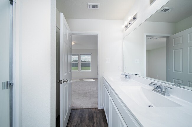 Building Photo - 17834 Planted Orchard Dr