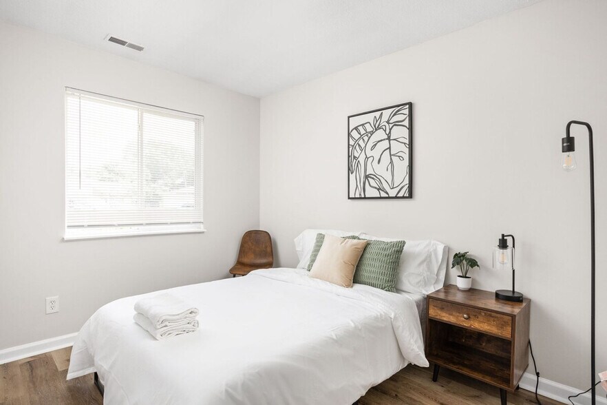 Building Photo - 8538 Gandy Ct