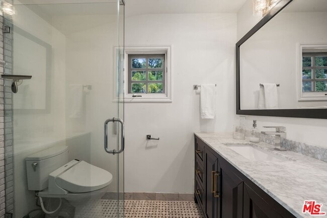 Building Photo - 9023 Alto Cedro Dr