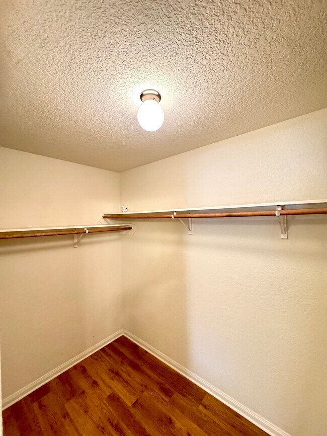 Building Photo - 11474 Country Canyon