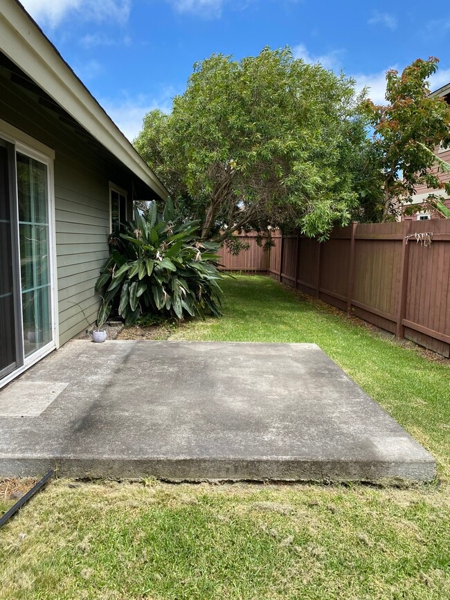 Building Photo - 67-1231-1231 Koali'ula Pl