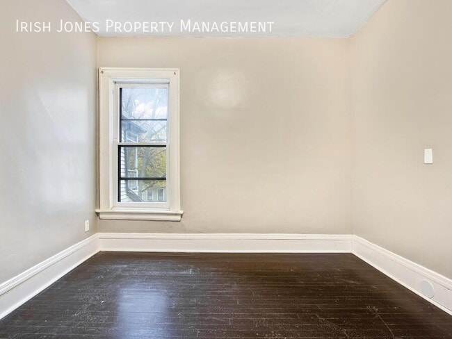 Building Photo - 54 Anderson Pl