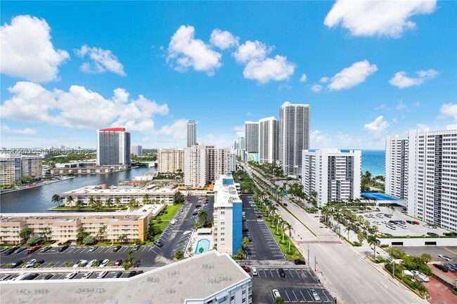 Building Photo - 1945 S Ocean Dr