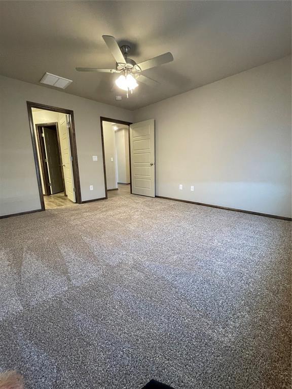 Building Photo - 2033 Sara Vista Dr