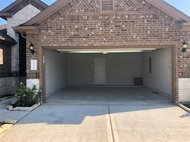 Building Photo - 24119 Corinaldo Ct