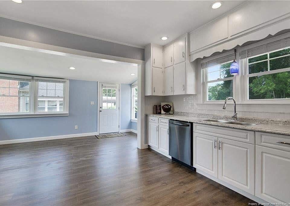 Building Photo - 308 E E St