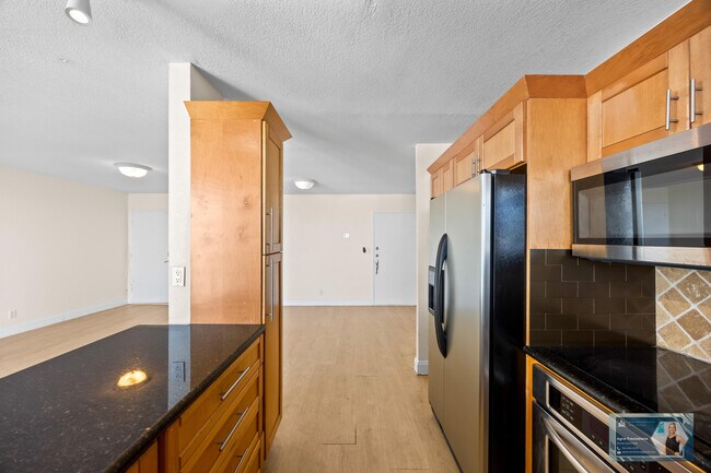 Building Photo - 137 Golden Isles Dr