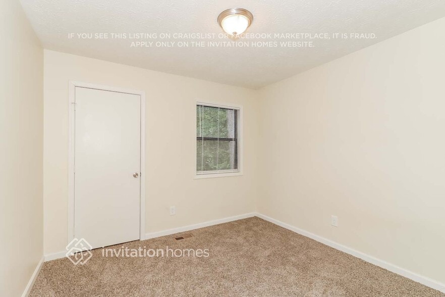 Building Photo - 2594 Bomar Rd