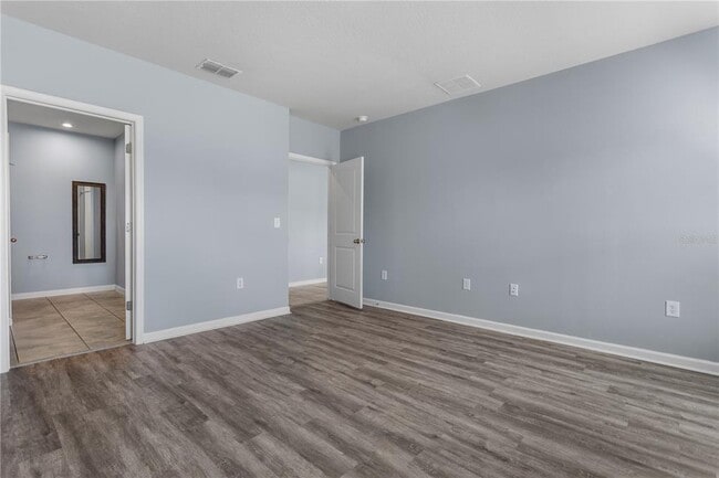 Building Photo - 1582 Finnigan Cir