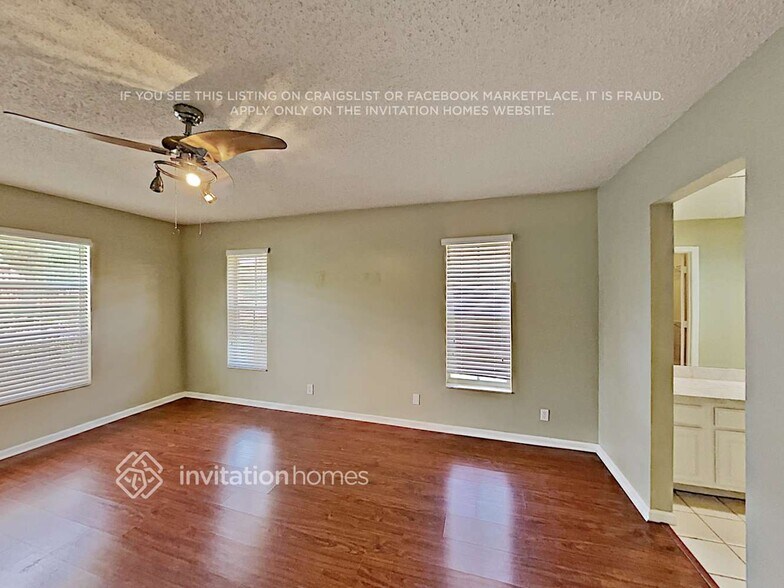 Building Photo - 12725 Newton Pl