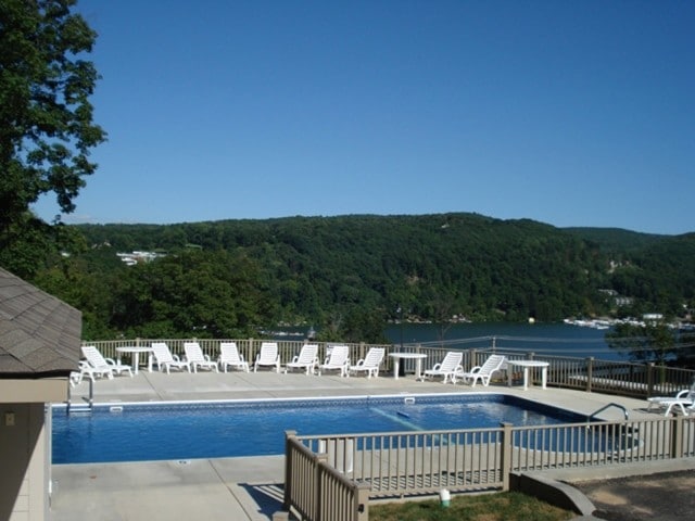 Community Pool - 54 Waterside Dr