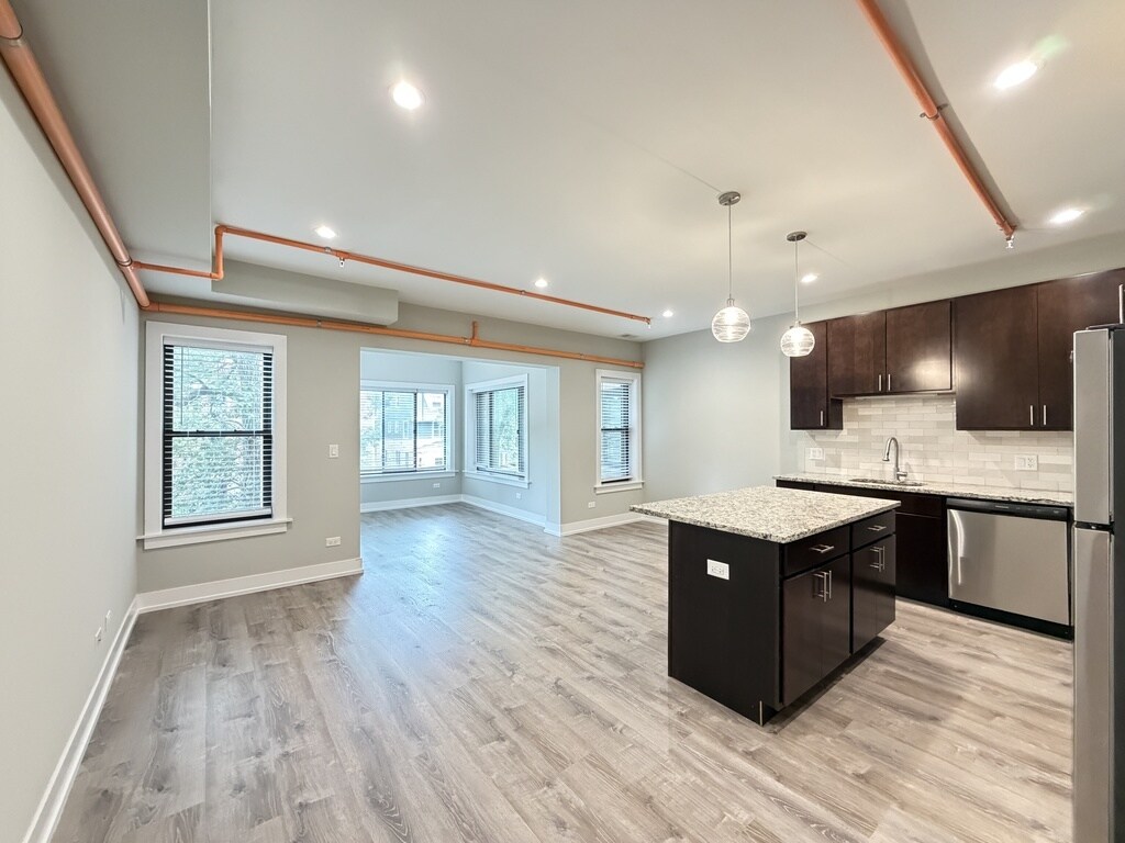 Building Photo - 1509 Maple Ave