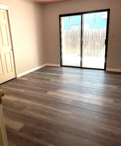 Building Photo - 912 Mandana Ct