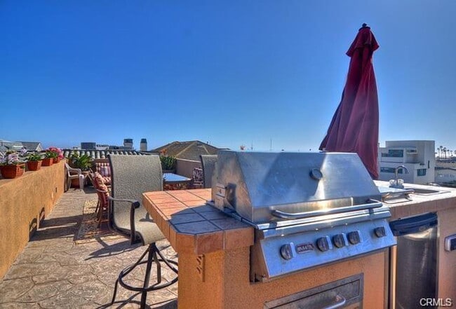 Building Photo - Vacation Rental on Balboa Peninsula