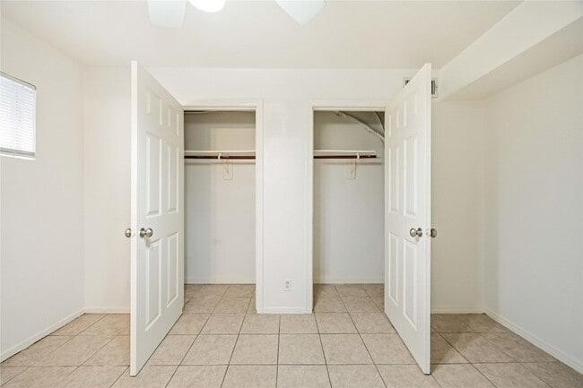 Building Photo - 4321 Hazard St