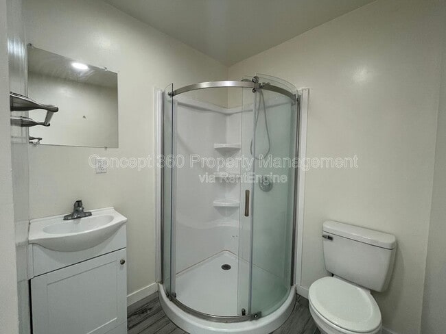 Building Photo - 3153 W 155th St