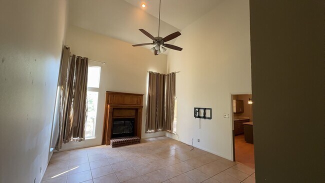 Building Photo - 1813 Volley Ln
