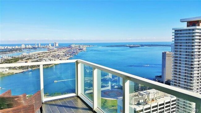 Building Photo - 253 NE 2nd St