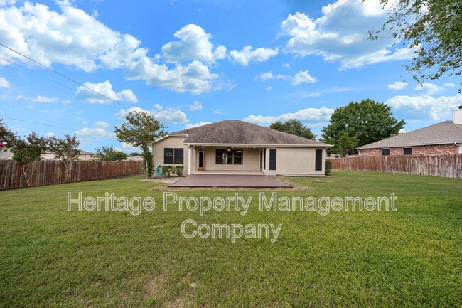 Building Photo - 1214 Sugar Land Dr