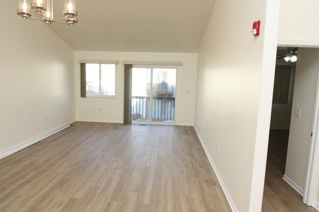 Building Photo - 2969 Saganashkee Ln