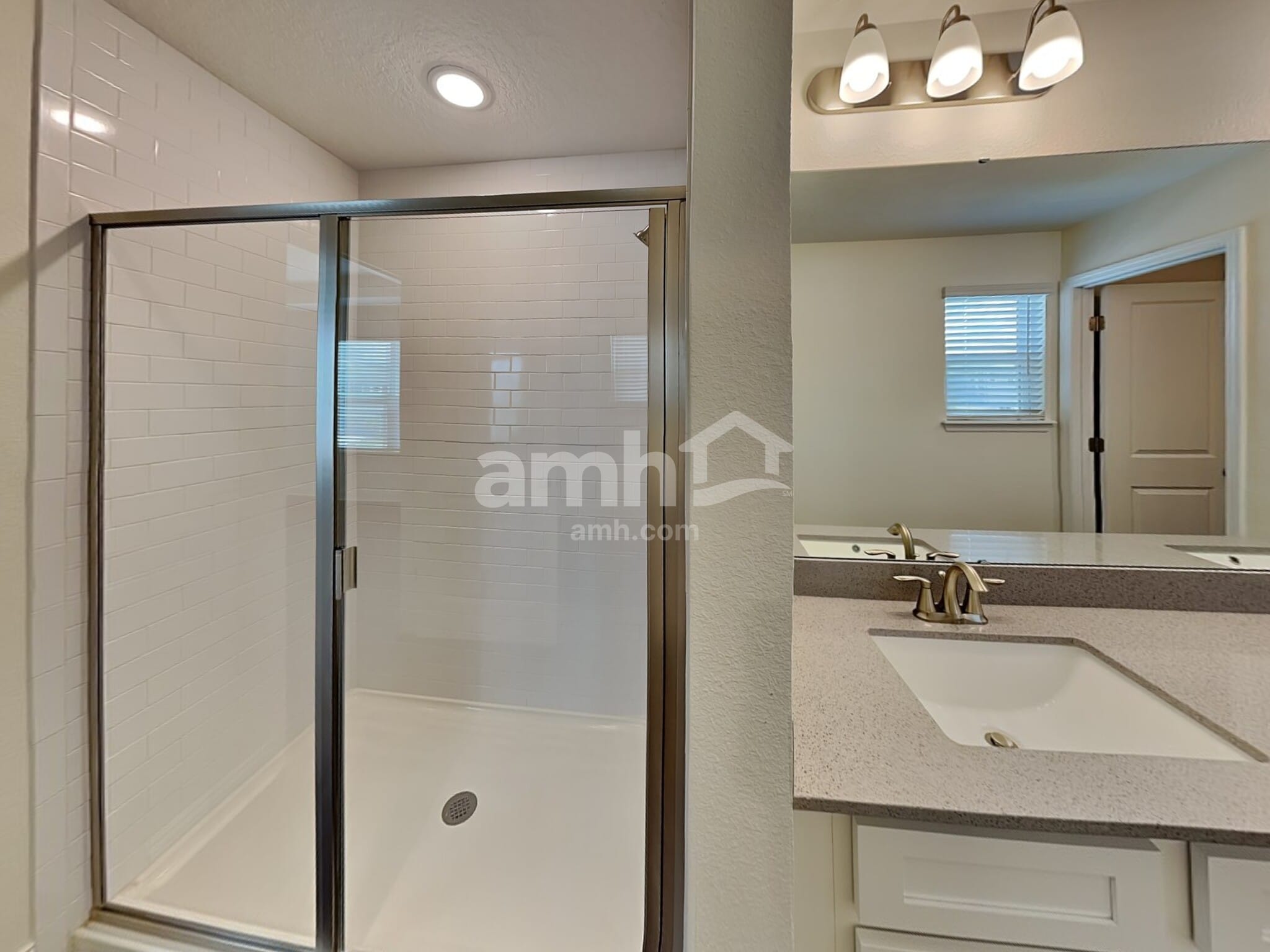 Building Photo - 6106 Little Blf Cir