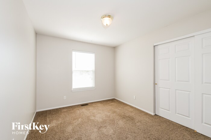 Building Photo - 1099 Reddington Timbers Dr