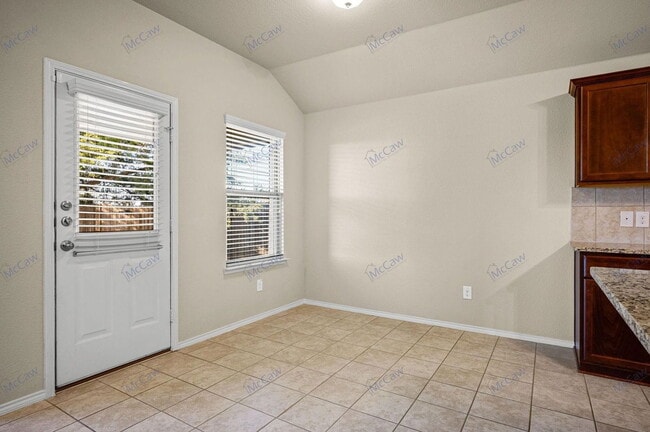 Building Photo - 2492 Saldana Dr