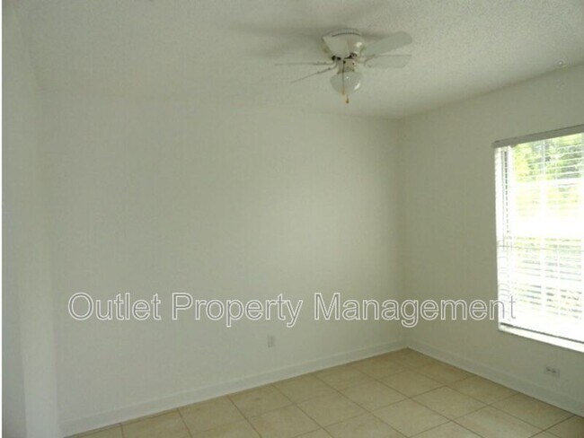 Building Photo - 13959 Timberland Dr