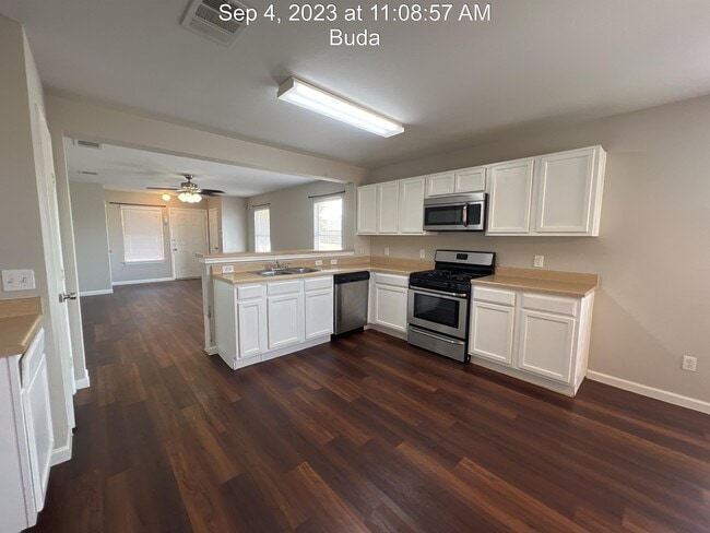 Building Photo - 176 Pebble Creek Ln