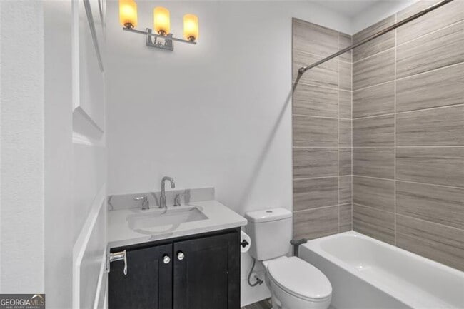 Building Photo - 1107 Briar Cove Cir