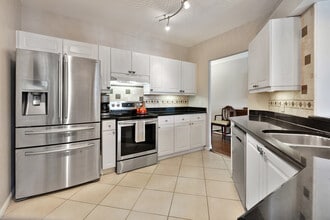 Building Photo - 3334 Peachtree Rd
