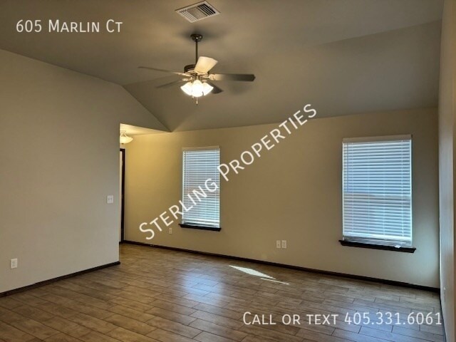 Building Photo - 605 Marlin Ct