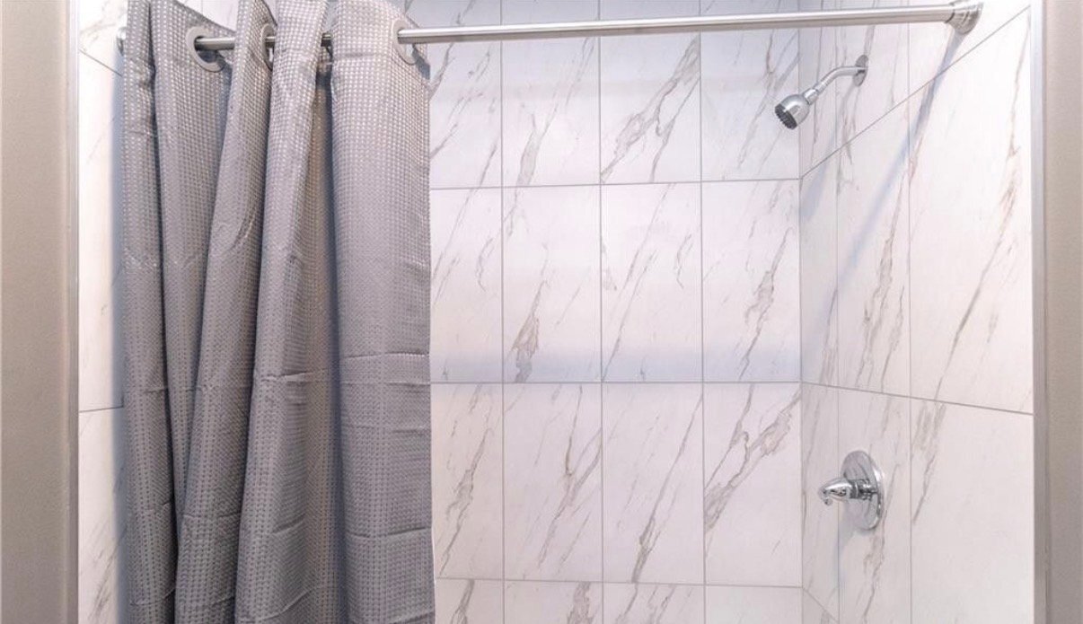 Building Photo - 915 Rimer Dr