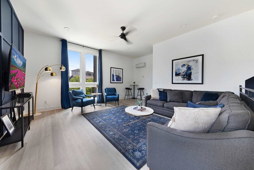 Building Photo - 925 Ramsey St