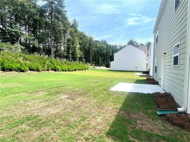 Building Photo - 5869 Wheeler Ridge Rd