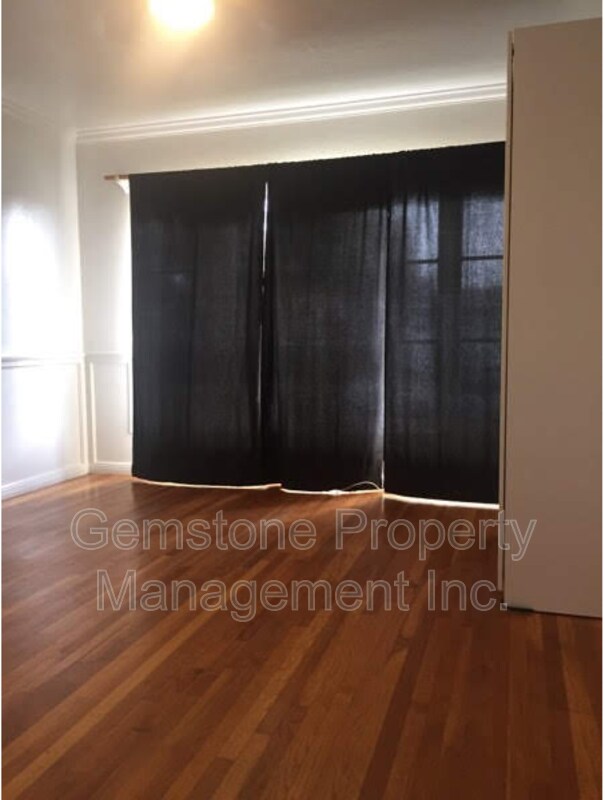 Building Photo - 4938 Art St